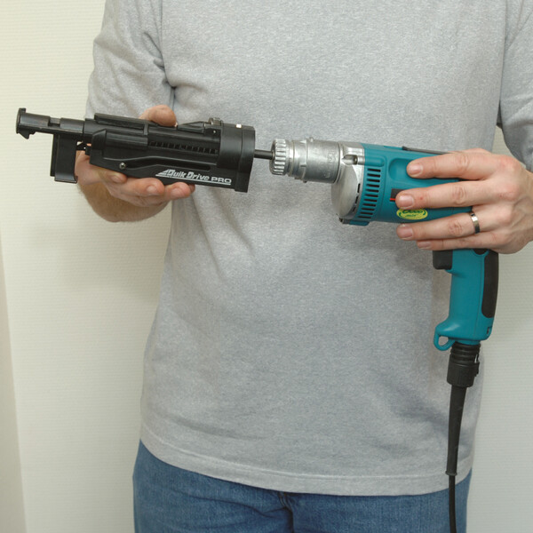 5. Attach the attachment to the mandrel until it is locked by the locking arm